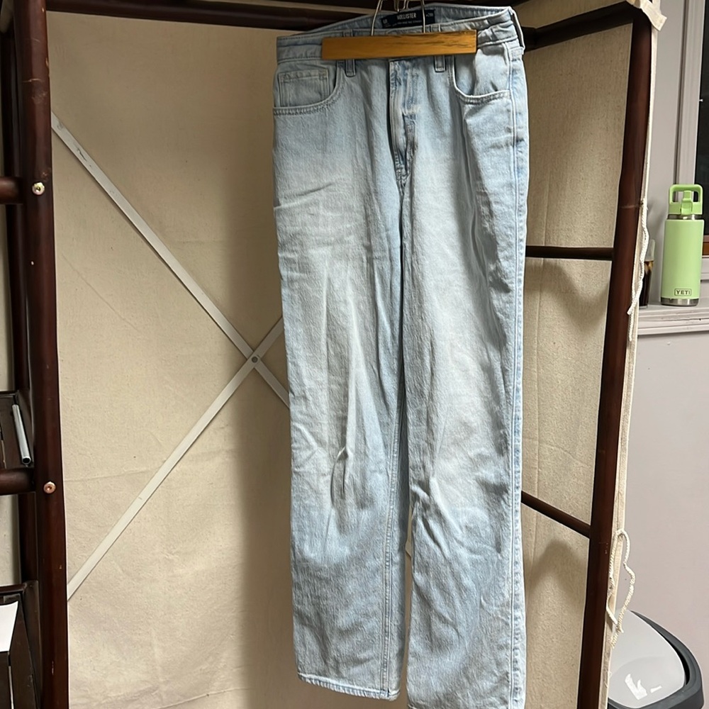 Hollister ultra high-rise 90 straight women’s jeans